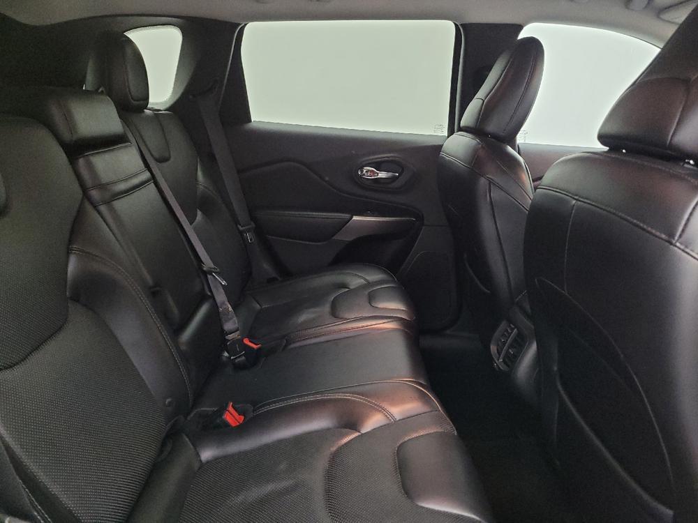 used 2019 Jeep Cherokee car, priced at $18,995