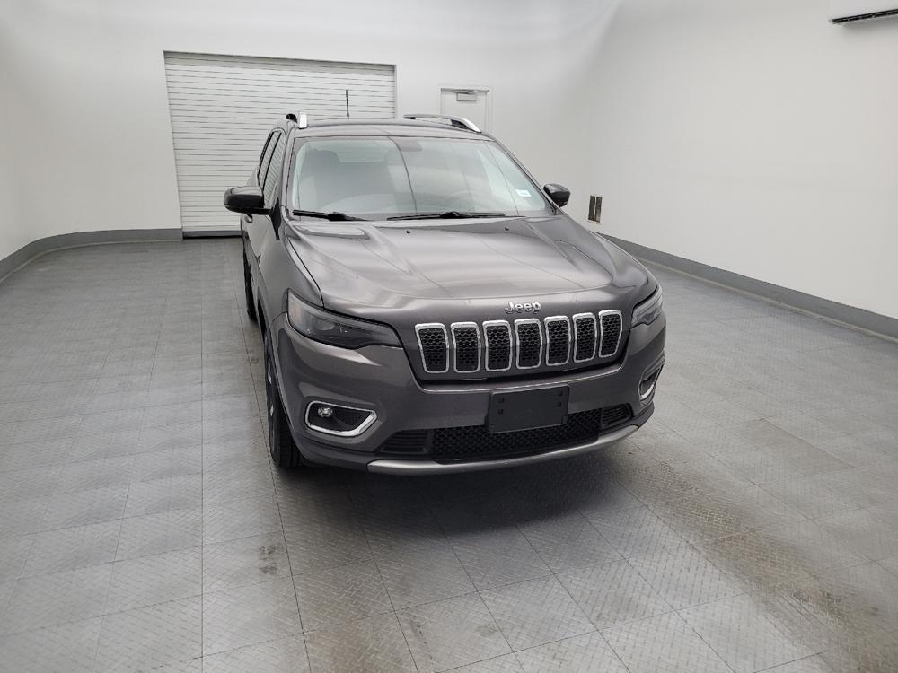 used 2019 Jeep Cherokee car, priced at $18,995