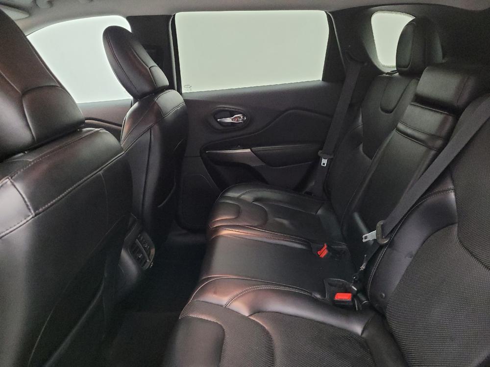used 2019 Jeep Cherokee car, priced at $18,995