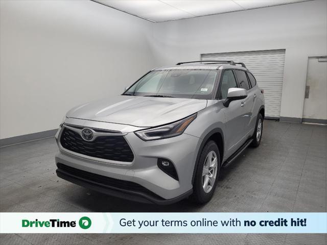 used 2021 Toyota Highlander car, priced at $26,095