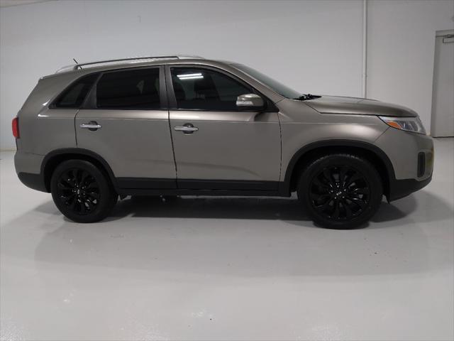 used 2014 Kia Sorento car, priced at $15,695