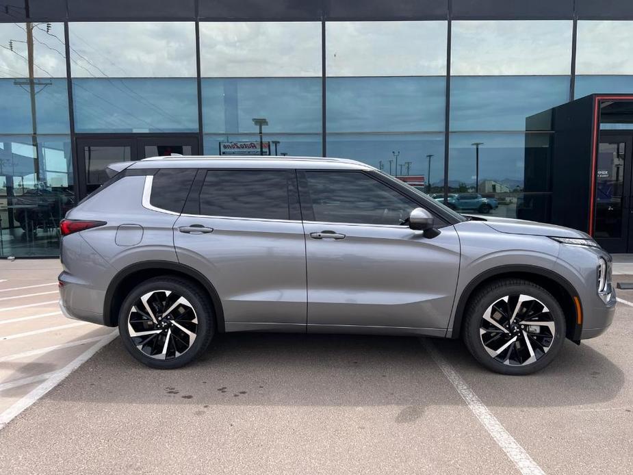 new 2024 Mitsubishi Outlander car, priced at $38,710