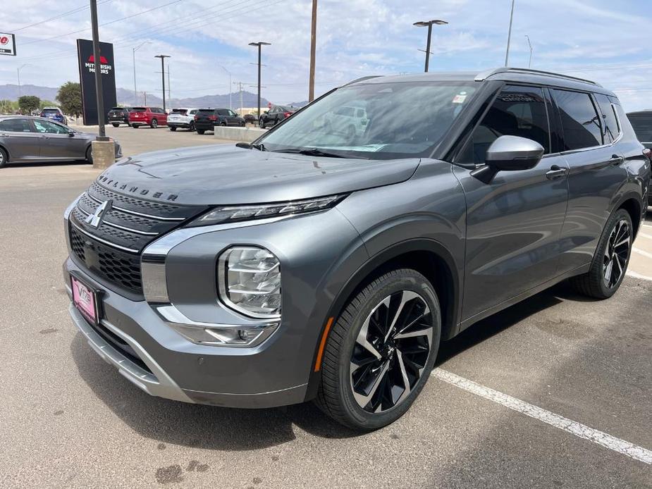 new 2024 Mitsubishi Outlander car, priced at $38,710