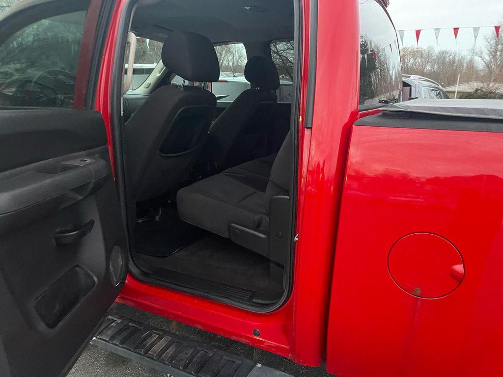 used 2011 Chevrolet Silverado 2500 car, priced at $14,988