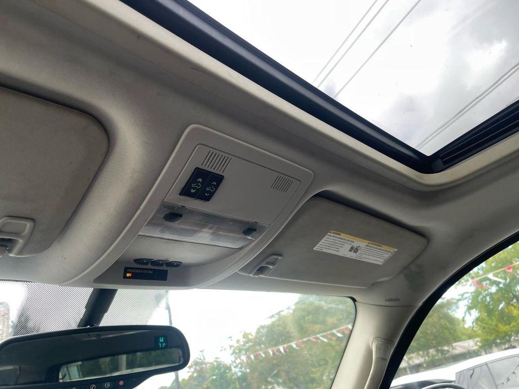 used 2007 Chevrolet Suburban car, priced at $5,988