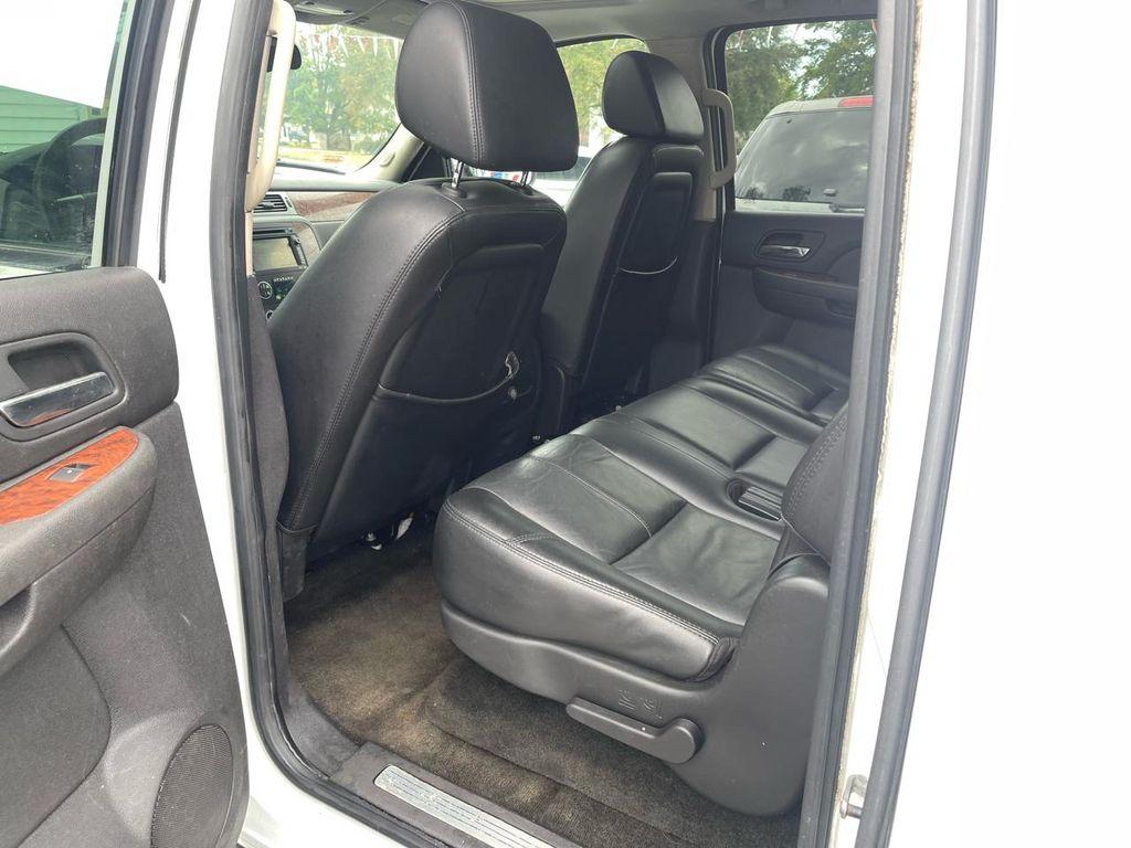 used 2007 Chevrolet Suburban car, priced at $5,988
