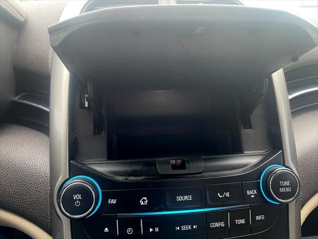used 2016 Chevrolet Malibu Limited car, priced at $7,988