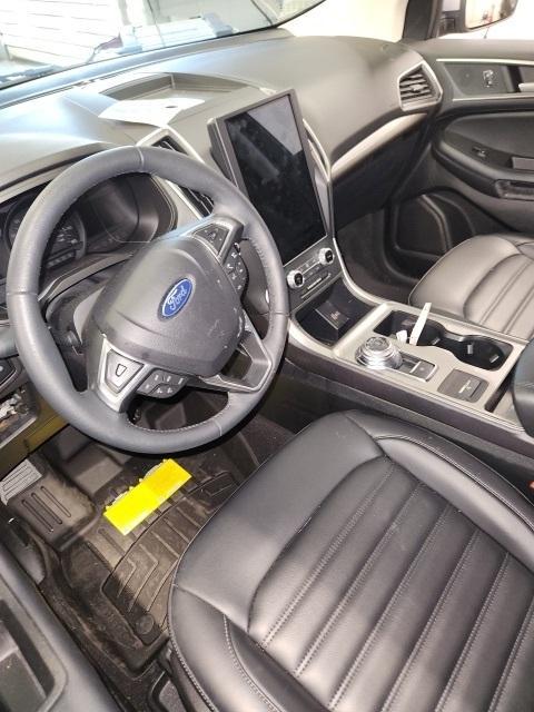 used 2024 Ford Edge car, priced at $33,368