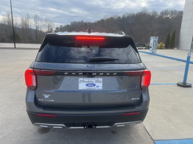 new 2025 Ford Explorer car, priced at $46,705