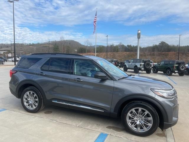 new 2025 Ford Explorer car, priced at $46,705