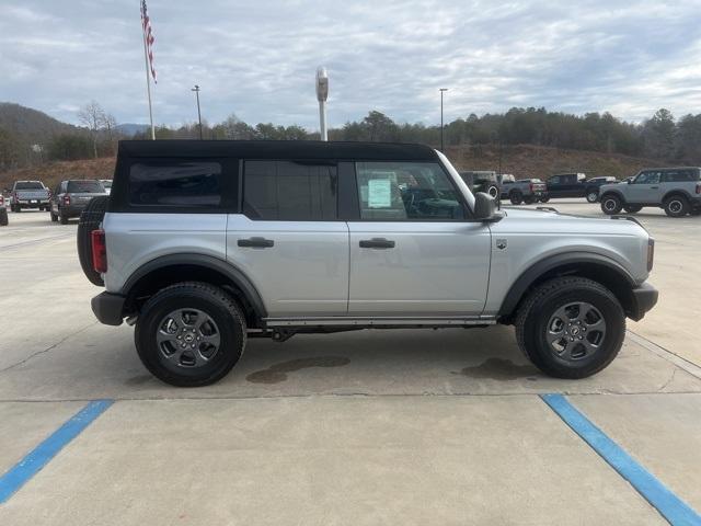 new 2024 Ford Bronco car, priced at $44,232