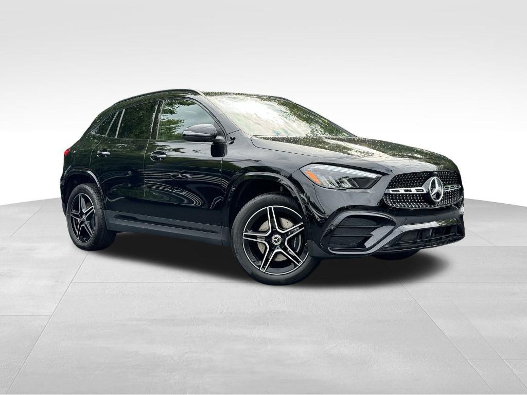 new 2025 Mercedes-Benz GLA 250 car, priced at $52,375