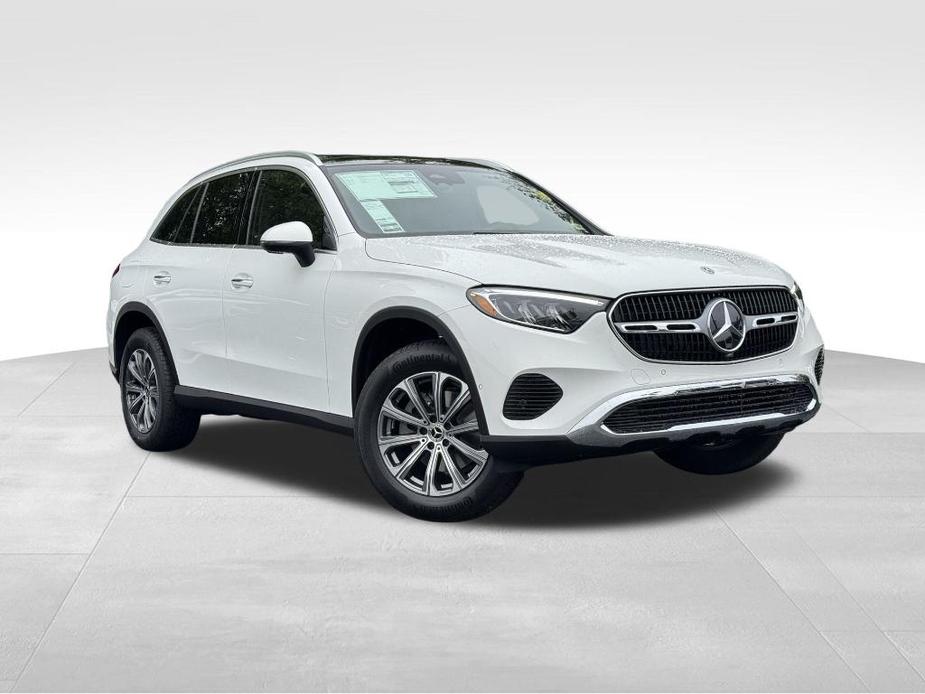 new 2025 Mercedes-Benz GLC 300 car, priced at $54,285