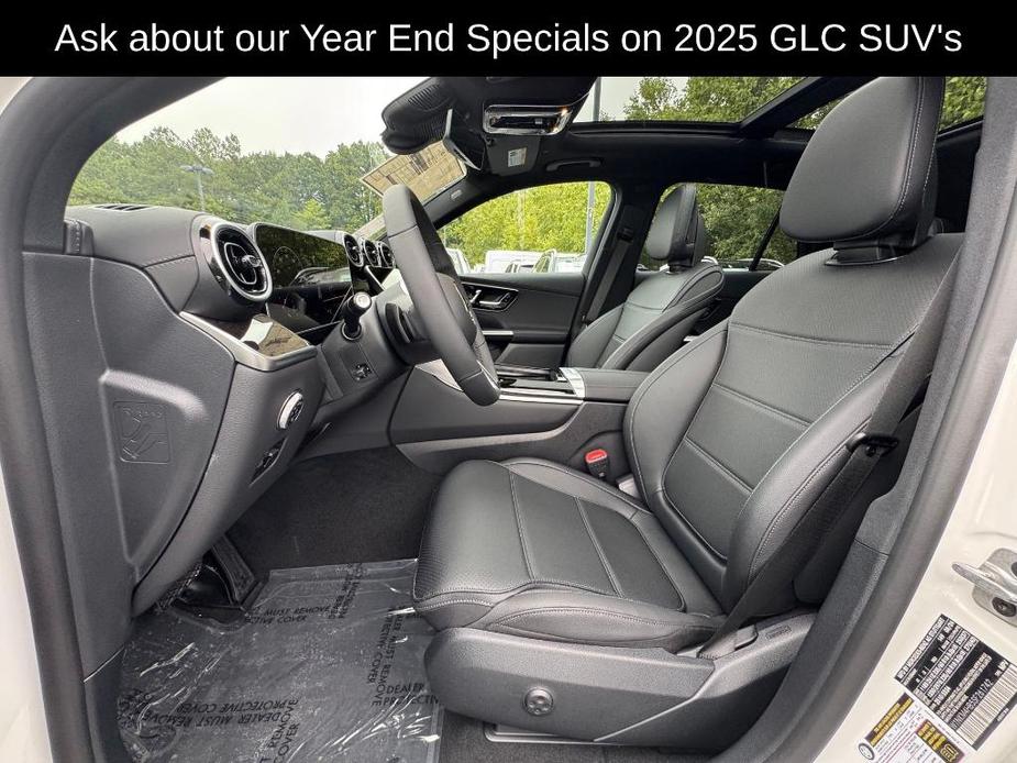 new 2025 Mercedes-Benz GLC 300 car, priced at $54,285