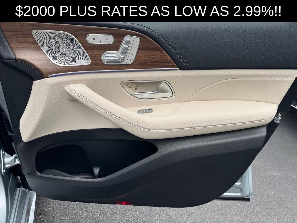 new 2025 Mercedes-Benz GLE 450 car, priced at $84,550