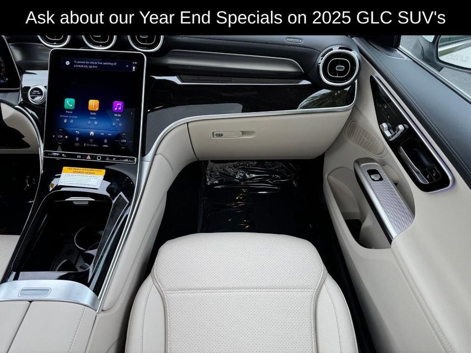 new 2025 Mercedes-Benz GLC 300 car, priced at $54,250