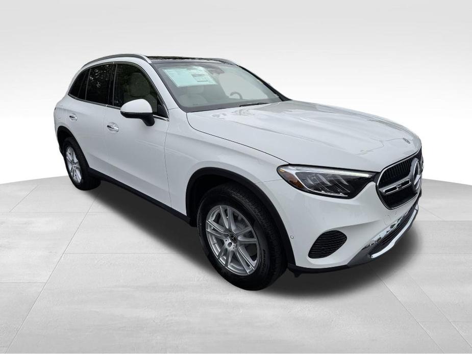 new 2025 Mercedes-Benz GLC 300 car, priced at $54,250