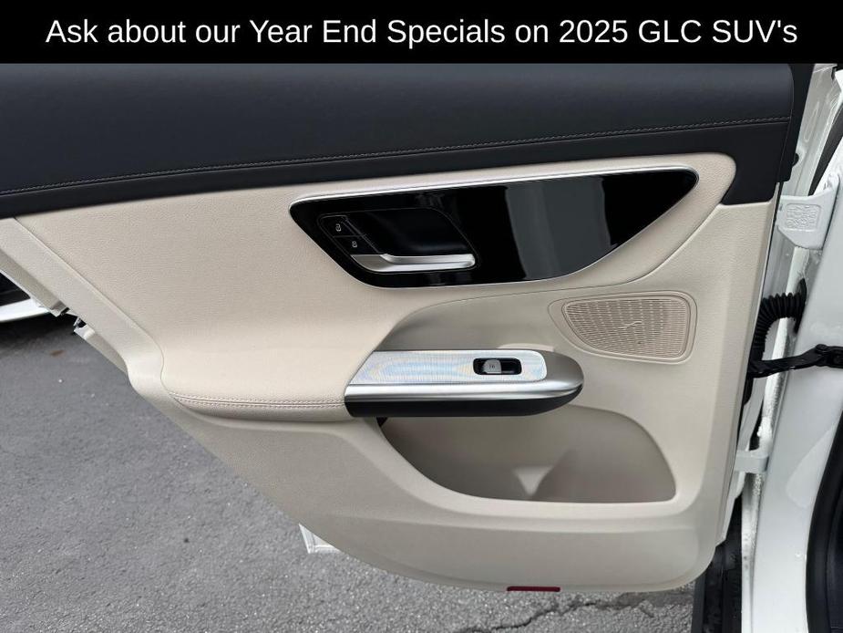 new 2025 Mercedes-Benz GLC 300 car, priced at $54,250