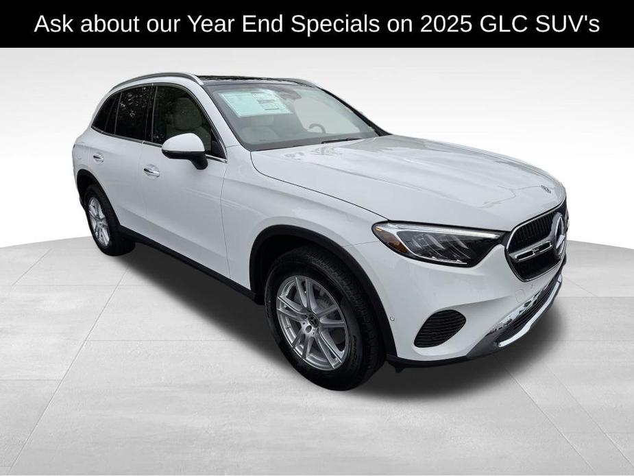 new 2025 Mercedes-Benz GLC 300 car, priced at $54,250