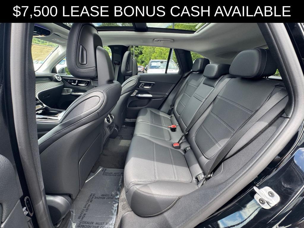 new 2025 Mercedes-Benz GLC 350e car, priced at $67,670