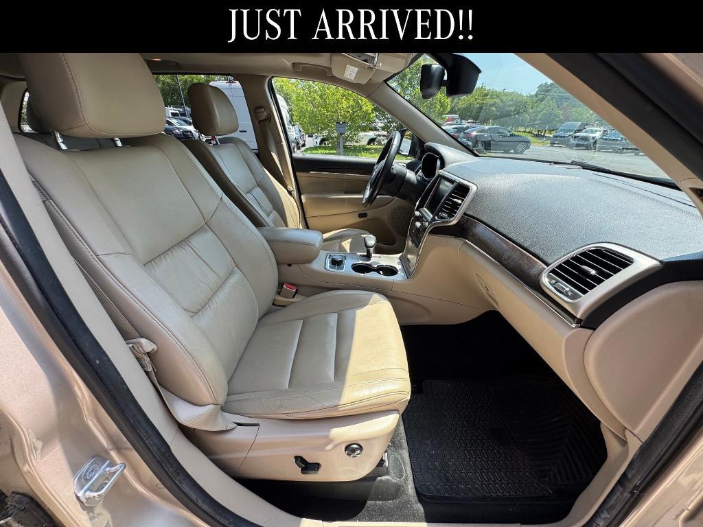 used 2014 Jeep Grand Cherokee car, priced at $12,500