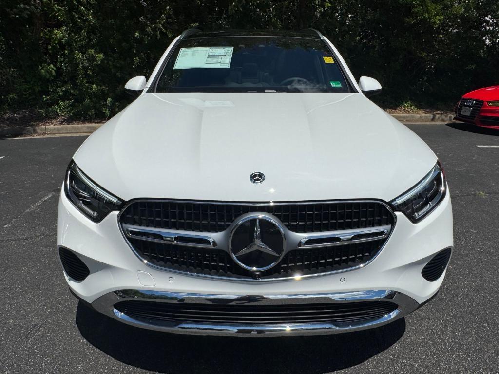new 2025 Mercedes-Benz GLC 300 car, priced at $59,770