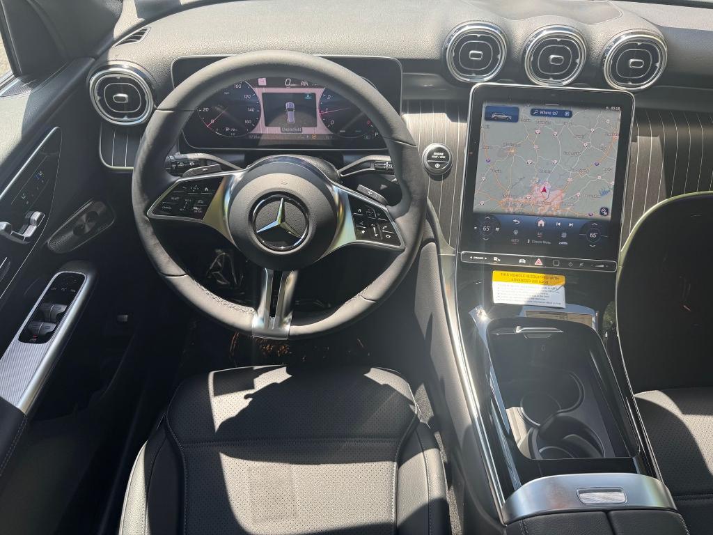 new 2025 Mercedes-Benz GLC 300 car, priced at $59,770