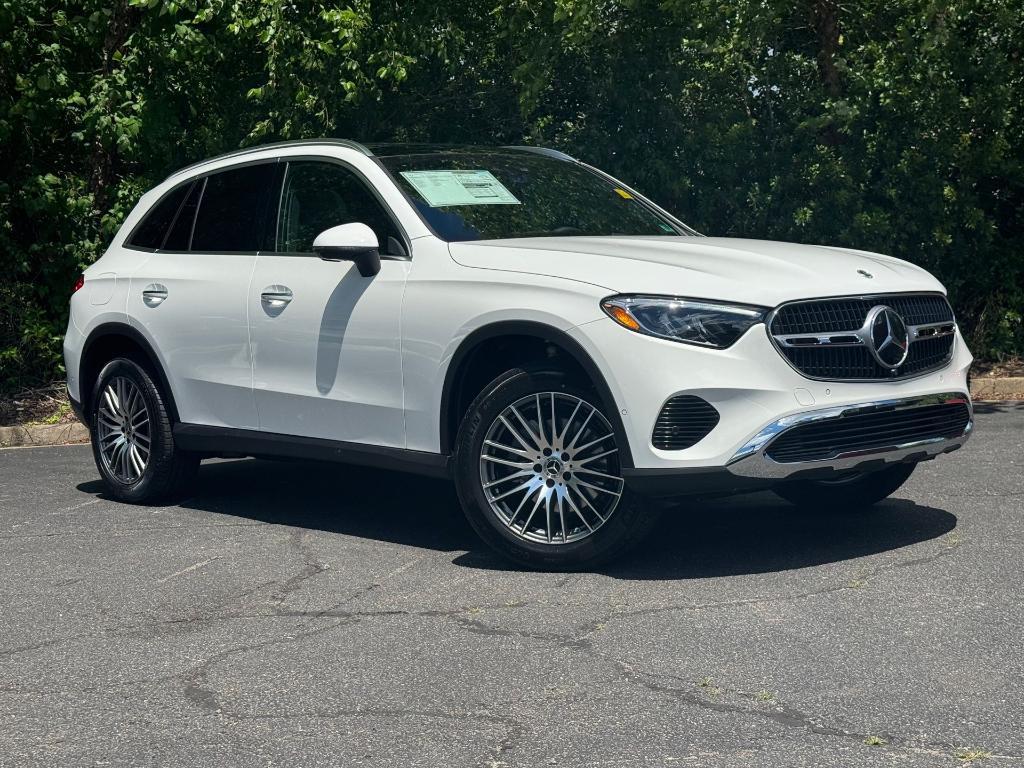 new 2025 Mercedes-Benz GLC 300 car, priced at $59,770