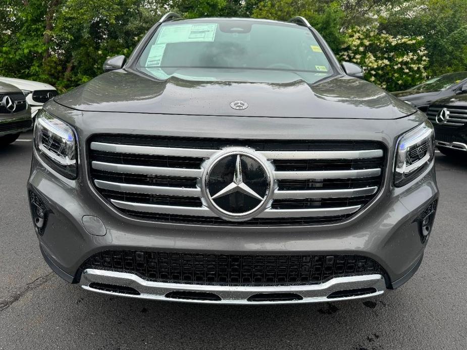 new 2024 Mercedes-Benz GLB 250 car, priced at $52,970