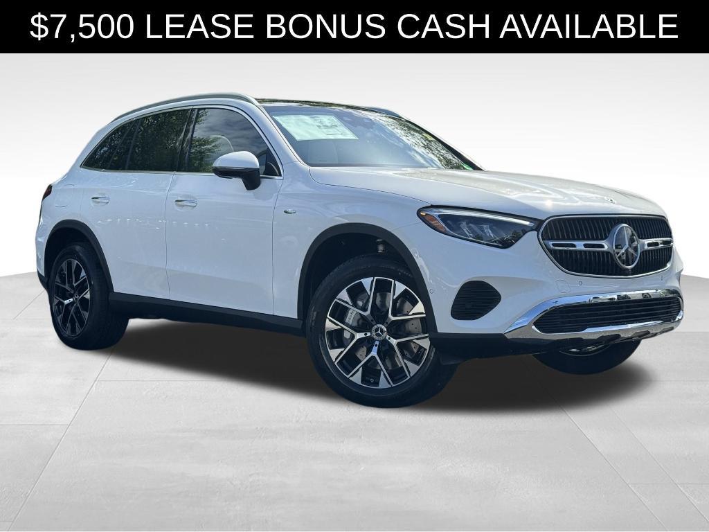 new 2025 Mercedes-Benz GLC 350e car, priced at $67,720