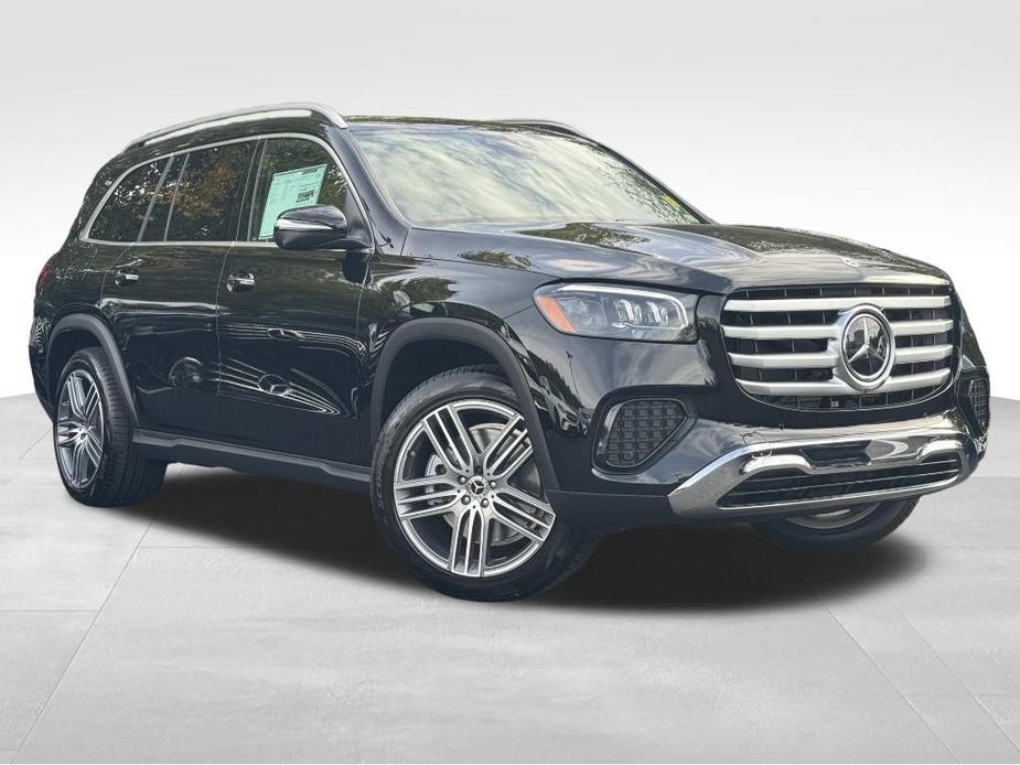 new 2025 Mercedes-Benz GLS 450 car, priced at $91,945