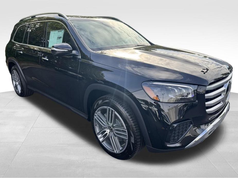 new 2025 Mercedes-Benz GLS 450 car, priced at $91,945