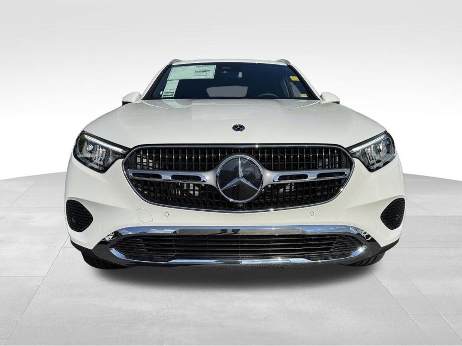 new 2025 Mercedes-Benz GLC 300 car, priced at $53,385