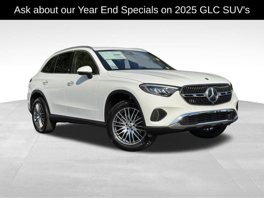 new 2025 Mercedes-Benz GLC 300 car, priced at $53,385