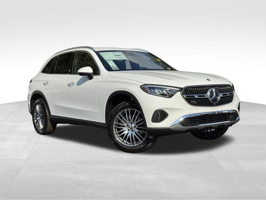 new 2025 Mercedes-Benz GLC 300 car, priced at $53,385