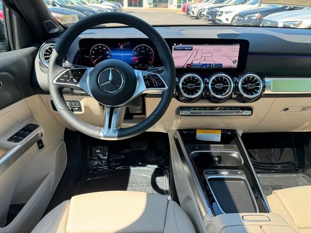 new 2024 Mercedes-Benz GLB 250 car, priced at $53,285