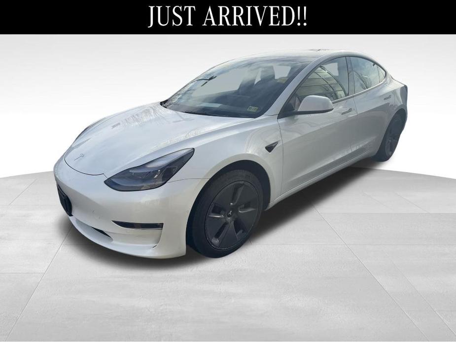 used 2022 Tesla Model 3 car, priced at $26,000