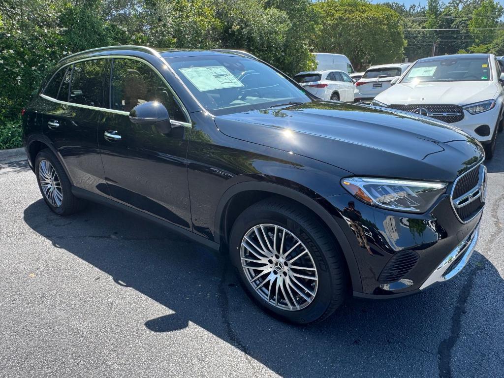 new 2025 Mercedes-Benz GLC 300 car, priced at $59,770