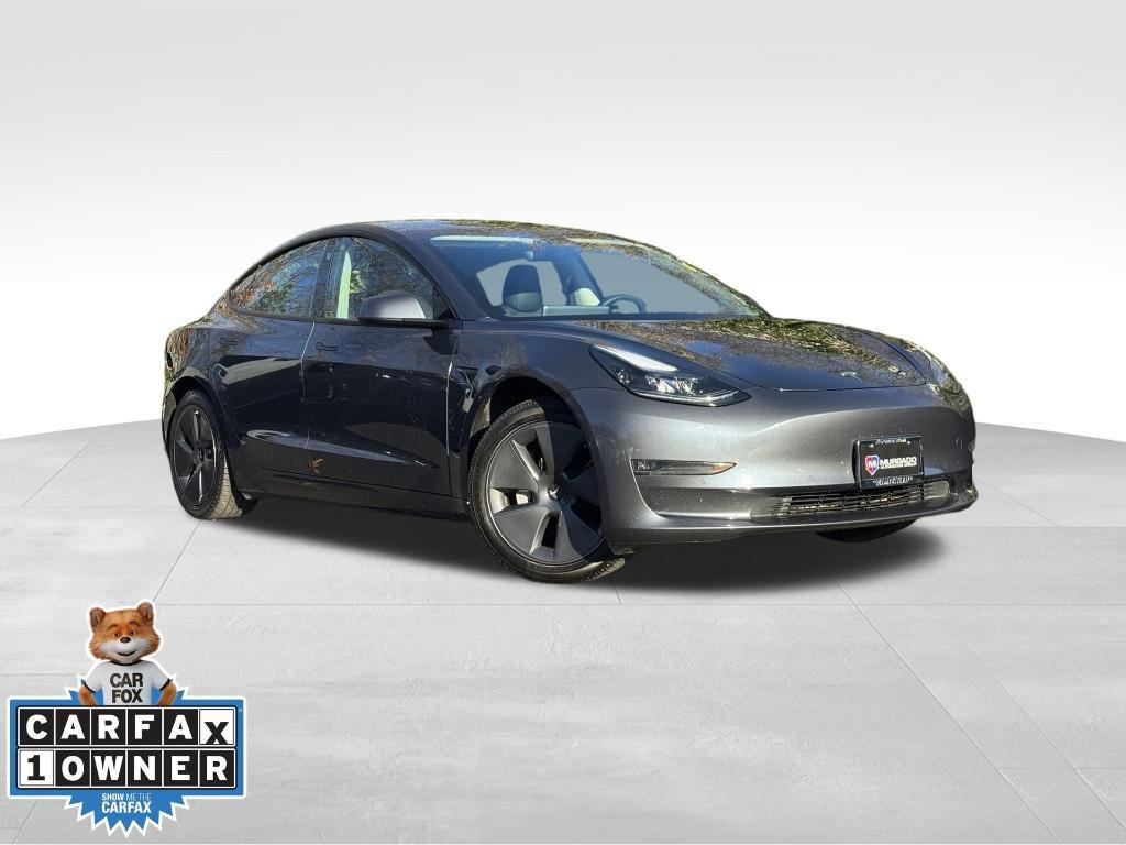 used 2022 Tesla Model 3 car, priced at $21,000
