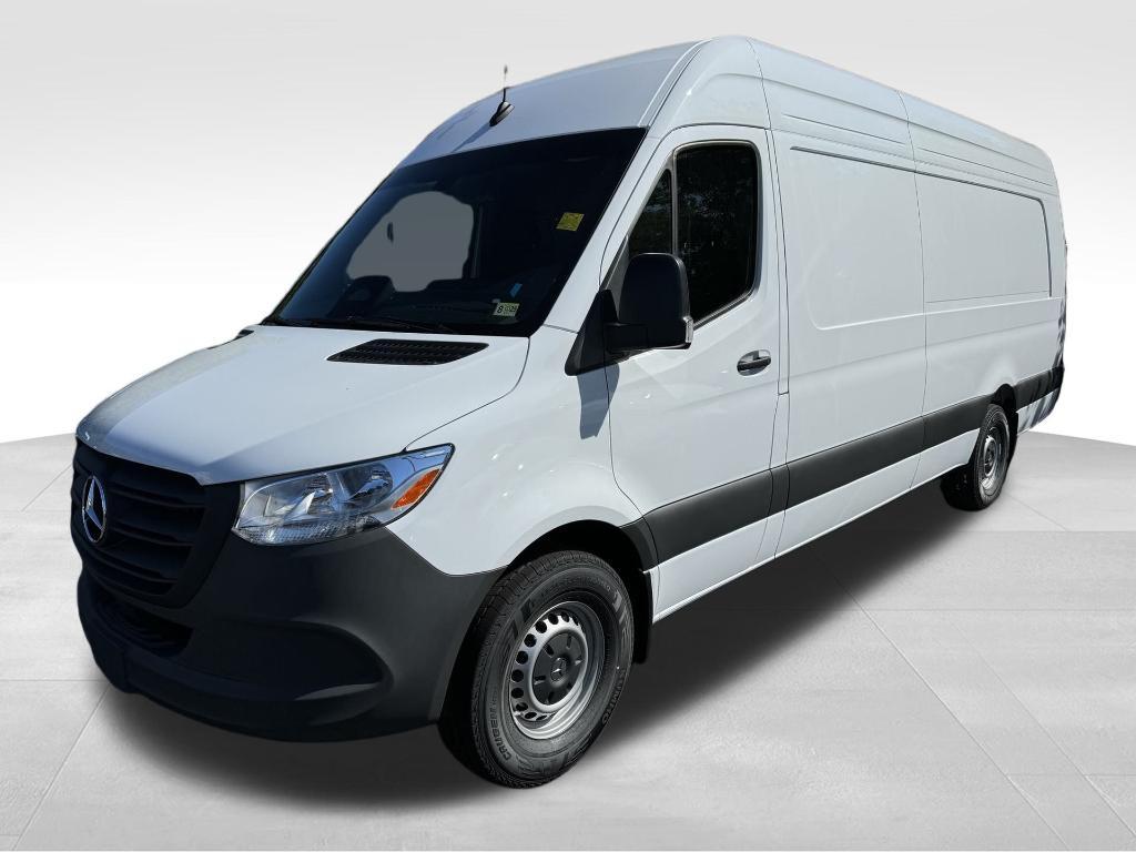 new 2025 Mercedes-Benz Sprinter 2500 car, priced at $68,345