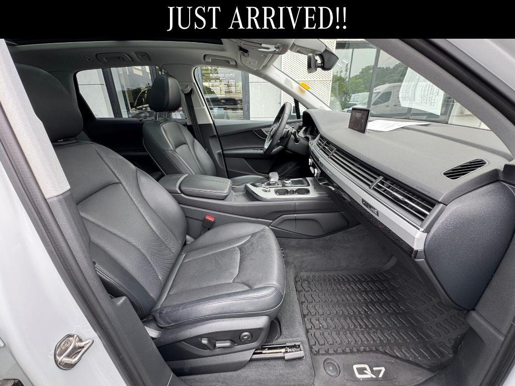 used 2019 Audi Q7 car, priced at $25,000