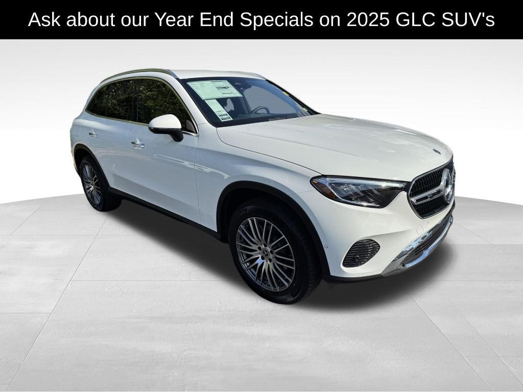 new 2025 Mercedes-Benz GLC 300 car, priced at $53,385