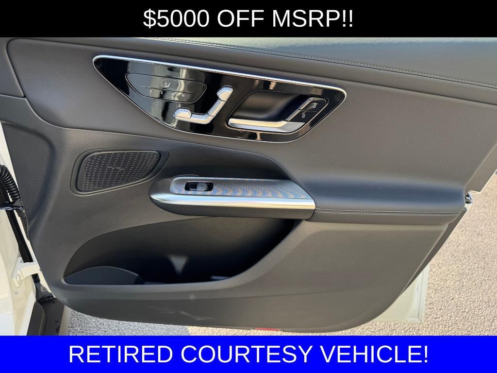 new 2025 Mercedes-Benz GLC 300 car, priced at $48,385