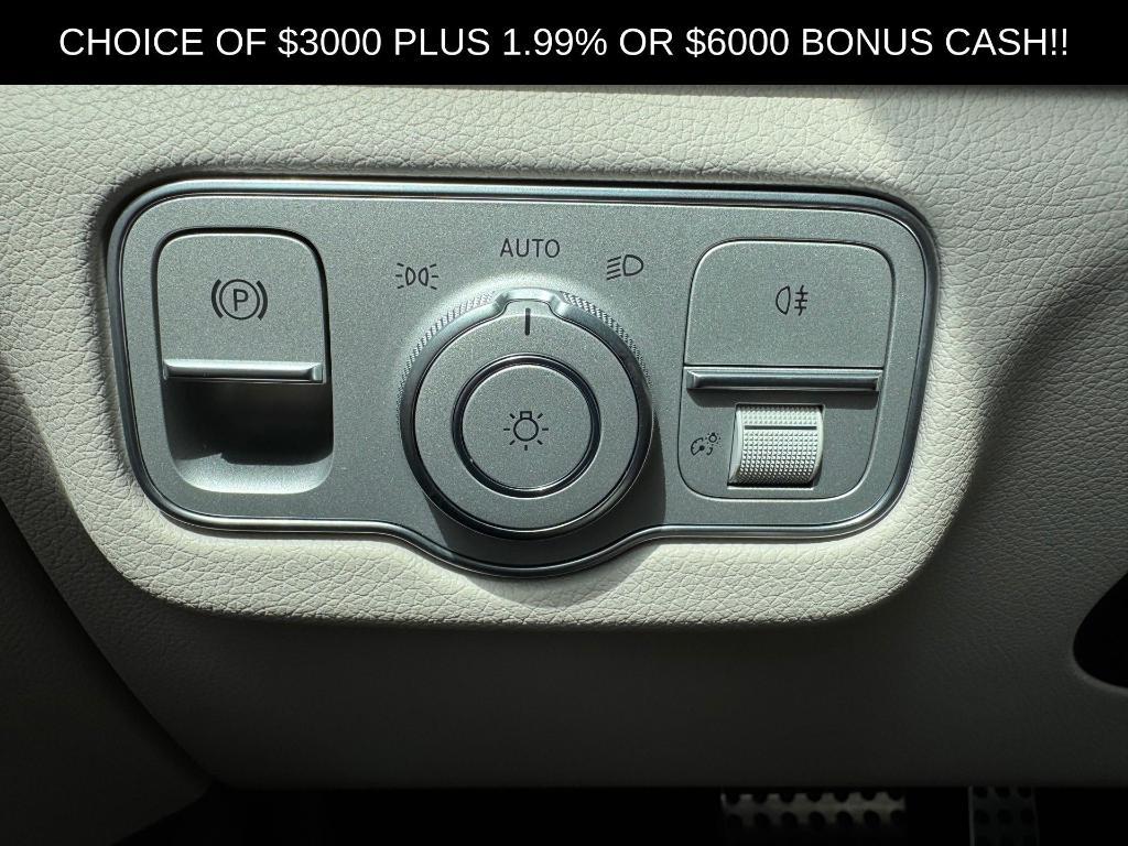 new 2025 Mercedes-Benz GLS 450 car, priced at $96,080