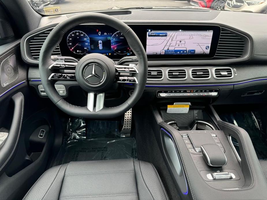 new 2025 Mercedes-Benz GLS 580 car, priced at $123,115