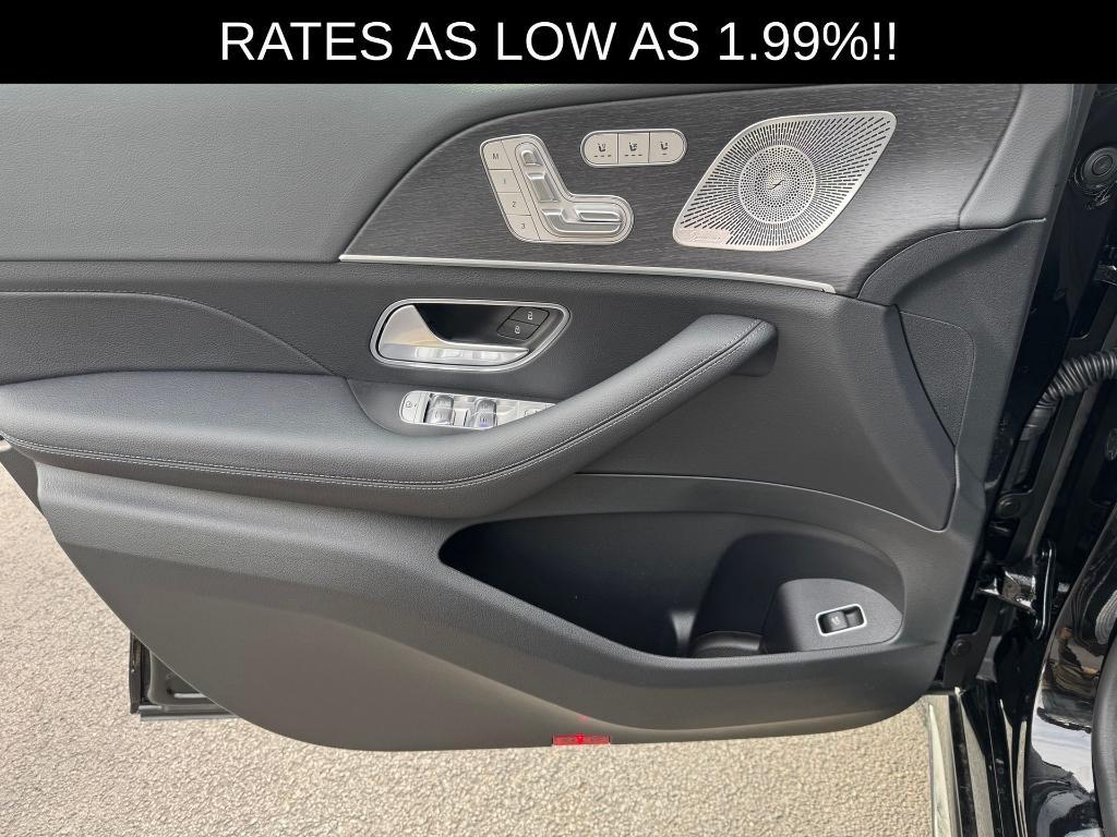 new 2025 Mercedes-Benz GLS 450 car, priced at $96,275