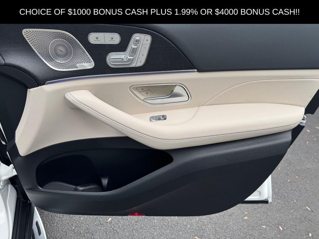 new 2025 Mercedes-Benz GLS 450 car, priced at $97,430