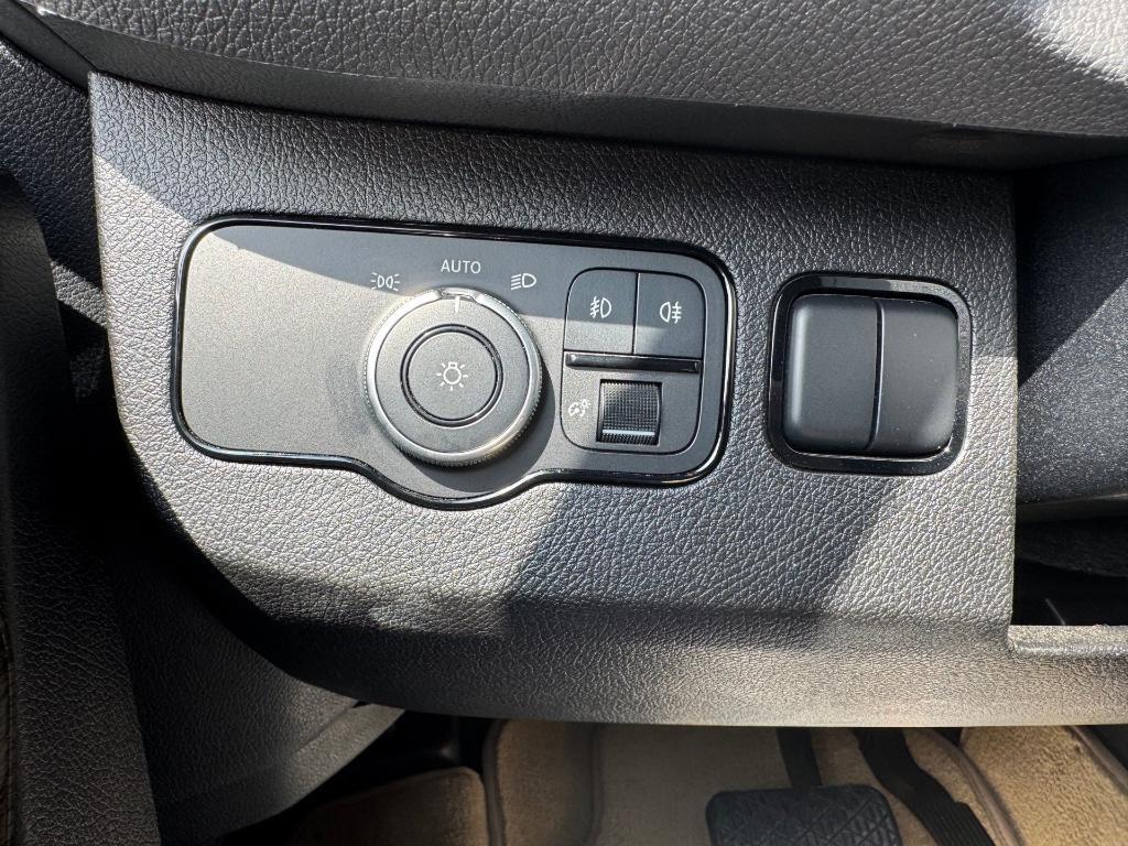 used 2022 Mercedes-Benz Sprinter 2500 car, priced at $140,000