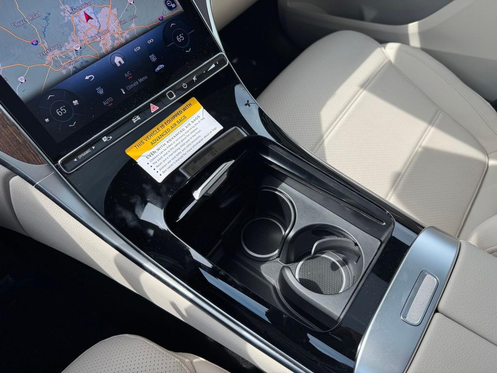new 2025 Mercedes-Benz GLC 300 car, priced at $59,765