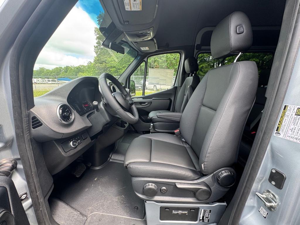 new 2025 Mercedes-Benz Sprinter 2500 car, priced at $82,670